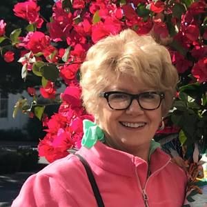 Meet your Posher, Connie